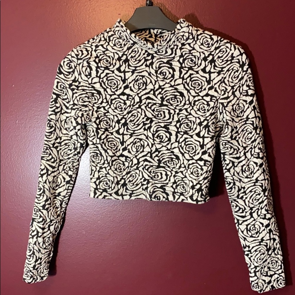 H&M floral crop top